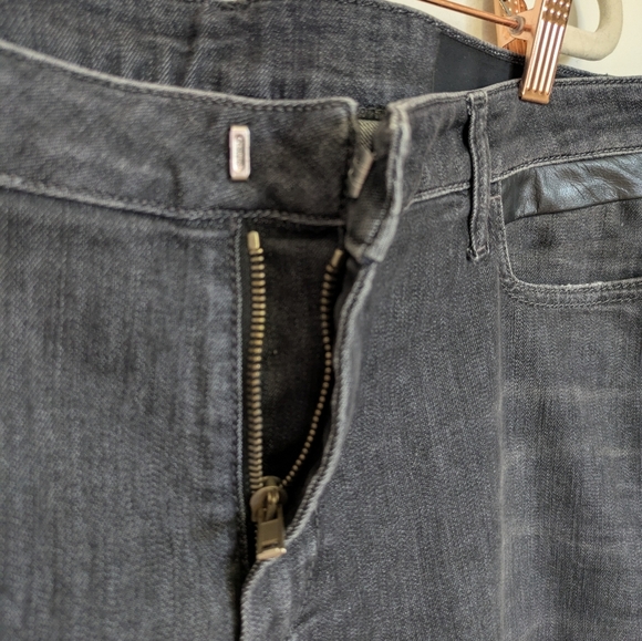 Stylish Charcoal Skinny Jeans for Men - Picture 9 of 13